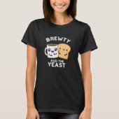 Brewty En De Gist Grappige Film Pun Dark BG T-shirt (Voorkant)