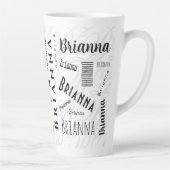 Brianna Aangepaste Naam Zwart Wit Latte Mok (Rechts)