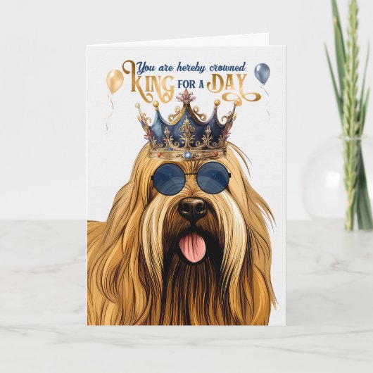 Briard Dog King voor een Dag Funny Birthday Kaart (Voorkant)