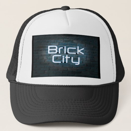 BRICK CITY PET (Voorkant)