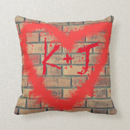Brick Wall & Graffiti Heart Aangepaste projectiepi Kussen