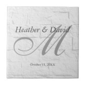 Brick Wall Kalligrafie Script Monogram Bruiloft Tegeltje (Voorkant)