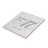 Brick Wall Kalligrafie Script Monogram Bruiloft Tegeltje (Zijkant)