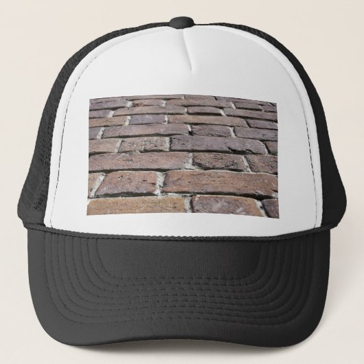 BRICKS WALL TRUCKER PET (Voorkant)