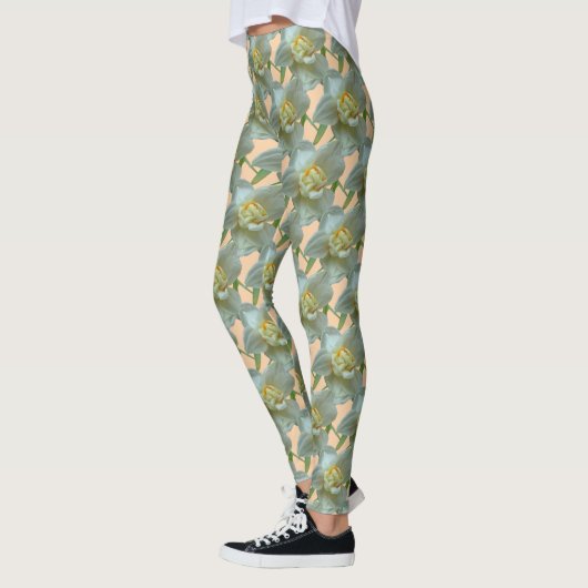 Bridal Crown Daffodil Legging (Links)