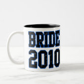 Bride 2010 tweekleurige koffiemok (Links)