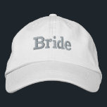 Bride Baseball Hat Geborduurde Pet<br><div class="desc">Pas je pet aan voor je huwelijksreis,  huwelijksdag of vrijgezellenfeest! Dit pet kan worden gepersonaliseerd zodat het past bij de stijl of het thema die u zoekt.</div>