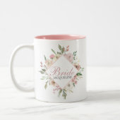 Bride Beauful Blush Pink Floral Monogram Weddensch Tweekleurige Koffiemok (Links)