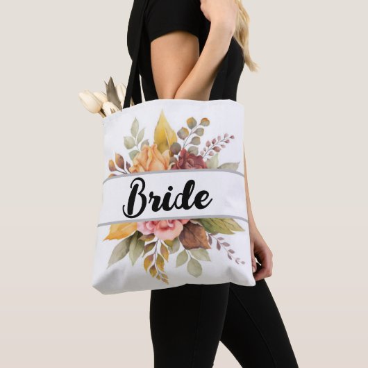 Bride Burgundy Floral Text Fall Wedding Canvas tas (Dichtbij)