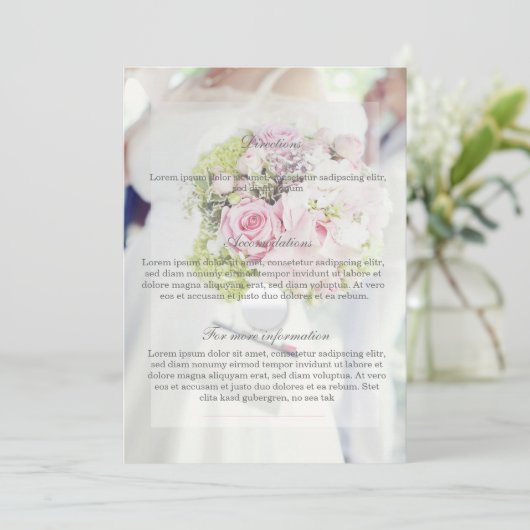 Bride en Flower Bouquet Wedding Kaart (Staand voorkant)