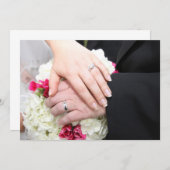 BRIDE EN GROOM HOLD HANDS INVITATION KAART (Voorkant / Achterkant)