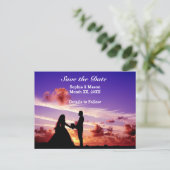 Bride en Groom in Zonnetijd sparen het Briefkaart (Staand voorkant)