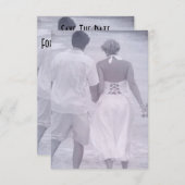 Bride en Groom op de Beach sparen de Datum (Voorkant / Achterkant)