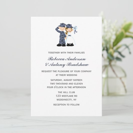 Bride en Soldaat in Blue Camouflage Wedding Kaart (Staand voorkant)