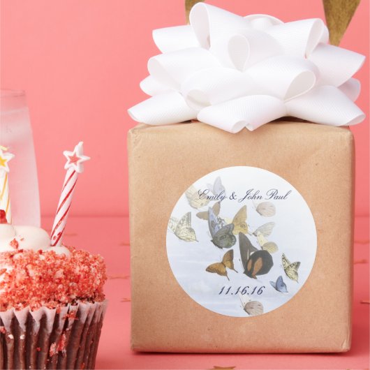 Bride & Groom Butterflies Swirls Navy & Yellow Ronde Sticker (Feest)