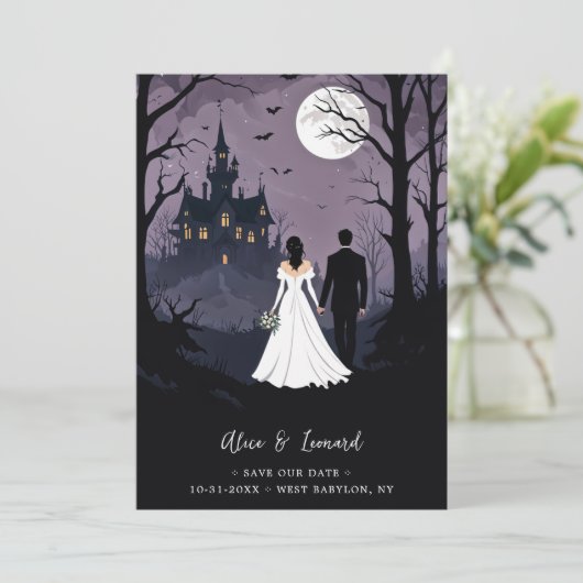 Bride & Groom Creepy Forest Walking Toward Castle Save The Date (Staand voorkant)