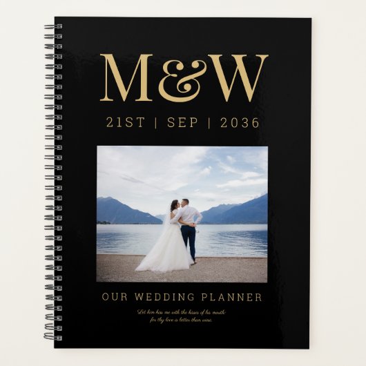 Bride & Groom Monogram Foto Black Weddenschap Planner (Voorkant)