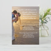 Bride & Groom over de uitnodiging tot het huwelijk (Staand voorkant)