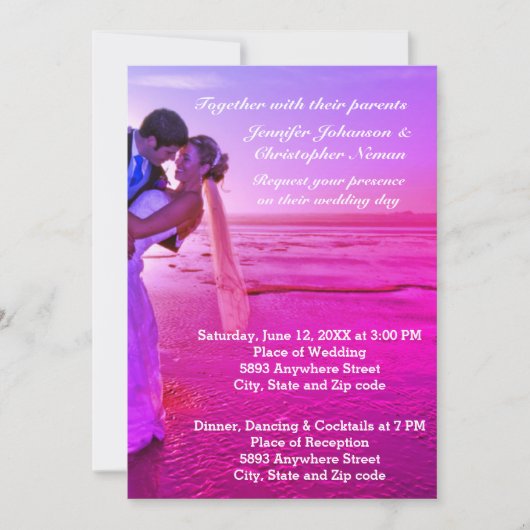 Bride & Groom Paarse Sunset Beach Weddenschap Invi Kaart (Voorkant)