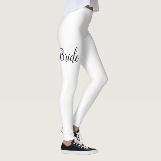 Bride leggings zijn sexy. (Rechts)