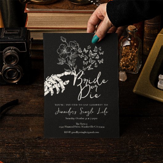 Bride or Die Gothic Floral Bachelorette Party Kaart