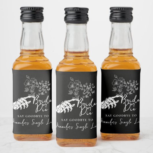 Bride or Die Gothic Heart Bachelorette Party  Likeurfles Etiket (Flessen)