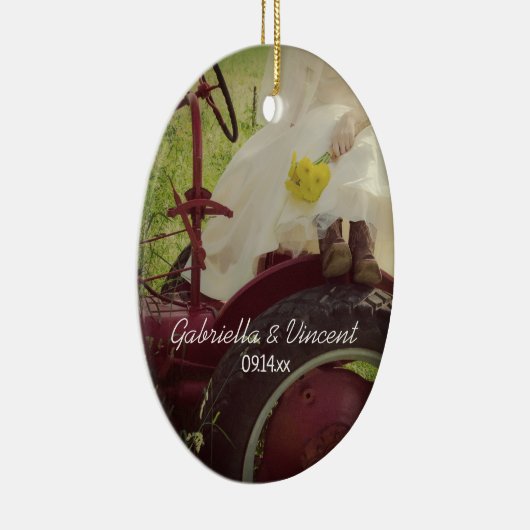 Bride over het Boerderij van het Rode trekkerland Keramisch Ornament (Rechts)