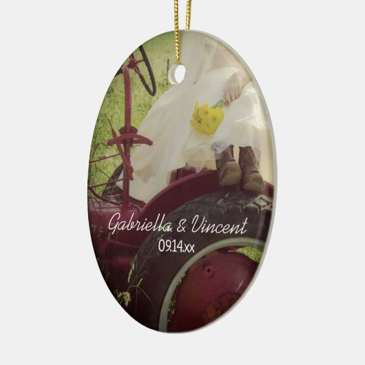 Bride over het Boerderij van het Rode trekkerland Keramisch Ornament (Links)