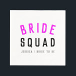 Bride Squad | Hot-roze Bachelorette Bridesmaid Servet<br><div class="desc">Kute, eenvoudige, stijlvolle "Bride Squad" citeert kunstluiers met moderne, minimalistische typografie in zwart-wit-roze in een koele trendy stijl. De slogan, de naam en de rol kunnen gemakkelijk gepersonaliseerd worden met de namen van je bruidfeest, bijvoorbeeld bruid, bruidsmeisje, bloemmeisjes, moeder van de bride, Glam Squad en nog veel meer! De perfecte...</div>