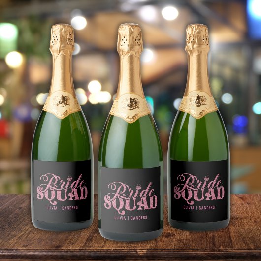 Bride Squad Pink Glitter Bachelorette Party Design Sparkling Wijnetiket