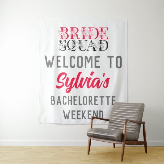 Bride Squad | Roze Bachelorette Party Bridesmaid Wandkleed (In situ)