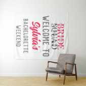 Bride Squad | Roze Bachelorette Party Bridesmaid Wandkleed (In Situ (horizontaal))