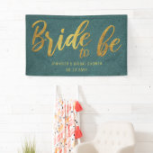 Bride to be Gold Calligraphy Green Vrijgezellenfee Spandoek (Insitu)