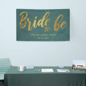 Bride to be Gold Calligraphy Green Vrijgezellenfee Spandoek (Beurs)