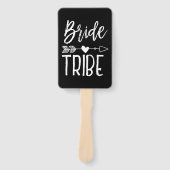 Bride Tribe | Aangepaste naam Weddenschap Black Handwaaier (Voorkant)