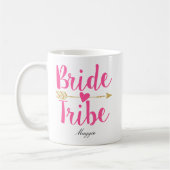 Bride Tribe Persoonlijke roze bruiloft Koffiemok (Links)