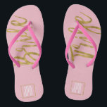 Bride Tribe Teenslippers met Monogram Typografie<br><div class="desc">Bride Flip Tribe Teenslippers met Gold Foil Monogram Typografie voor de perfecte Beach Bachelorette Party.</div>