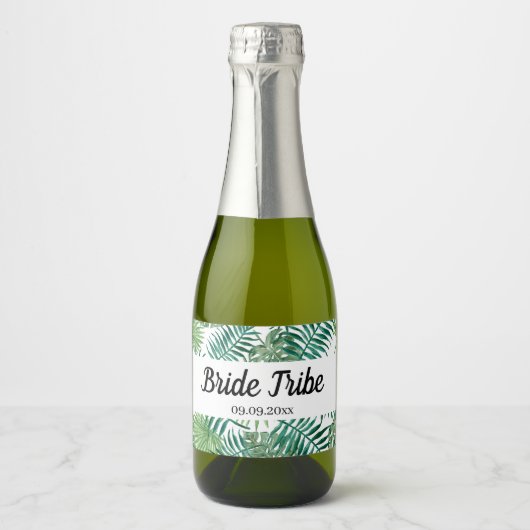 Bride Tribe Tropical Palm Leaf Bachelorette Sparkling Wijnetiket (Voorkant)