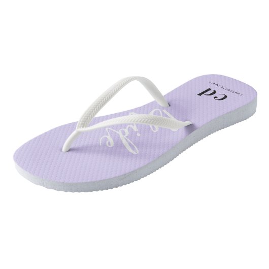Bride violet lavender monogram initiaal name teenslippers (Schuin)