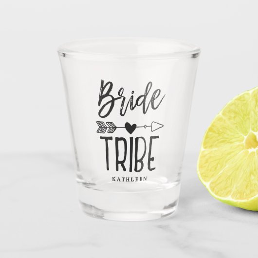Bridesmaid Bride Tribe Custom Name Shot Glas (Voorkant)