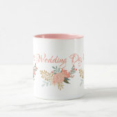 Bridesmaid/Bride Whimsical Pink Floral Design Mok (Midden)