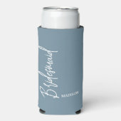 Bridesmaid Dusty Blue Script Specialized Weddensch Seltzer Blikjeskoeler (Seltzer Voorkant)