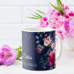 Bridesmaid giften, douanenaam marvy blue roze roze koffiemok<br><div class="desc">Bridesmaid cadeautjes met de douanenaam marvy blue roze roses florale koffie mok,  maakt een mooi cadeau voor de bruidsfeestmeisjes.</div>