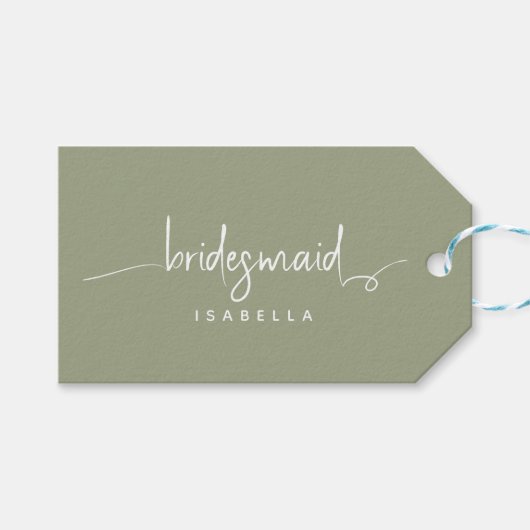 Bridesmaid Modern Minimalist Script Sage Green Cadeaulabel (Voorkant (Horizontaal))