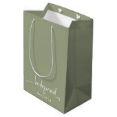 Bridesmaid Modern Minimalist Script Sage Green Medium Cadeauzakje (Achterkant Gekanteld)