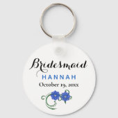 Bridesmaid Modern Typography Blue Flowers Wedding Sleutelhanger (Achterkant)