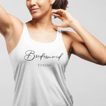 Bridesmaid Personalized Trendy Bachelorette Party Tanktop<br><div class="desc">Deze chic,  eenvoudige bridesmaïde tanktop is uitgerust met jouw naam onder elegante zwarte typografie. Pas deze elegante,  moderne bridale feesttanks aan voor uw bruiloft of bachelorette feest.</div>