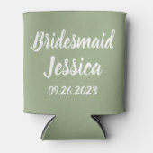 Bridesmaid Sage Green Elegant Script Weddenschappe Blikjeskoeler (Voorkant)
