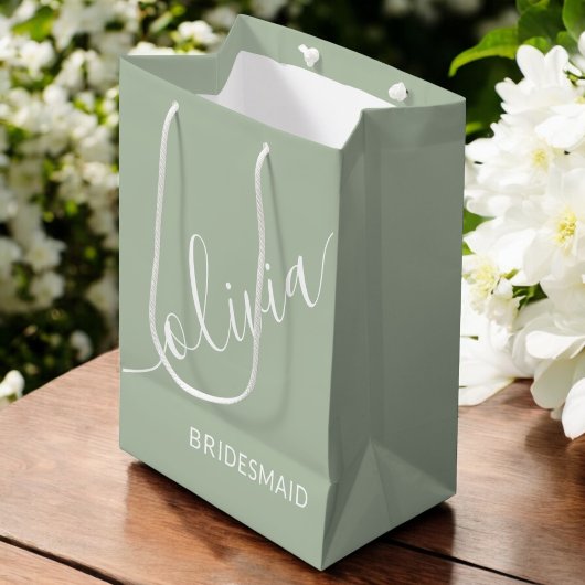 Bridesmaid Sage Green Minimalist Monogram Medium Cadeauzakje