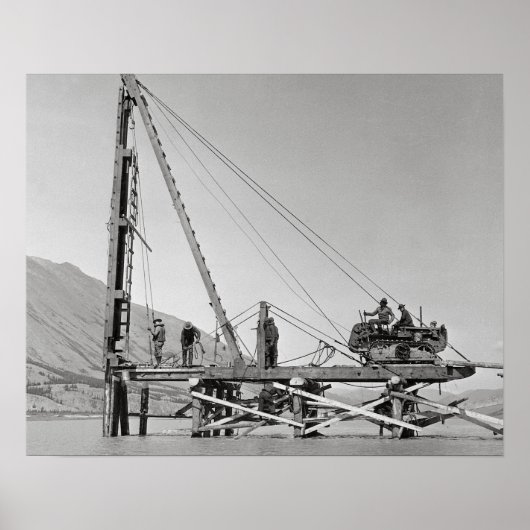Bridge Builders in Alaska, 1942.  foto Poster (Voorkant)
